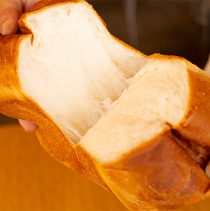 コイガクボ・食パン